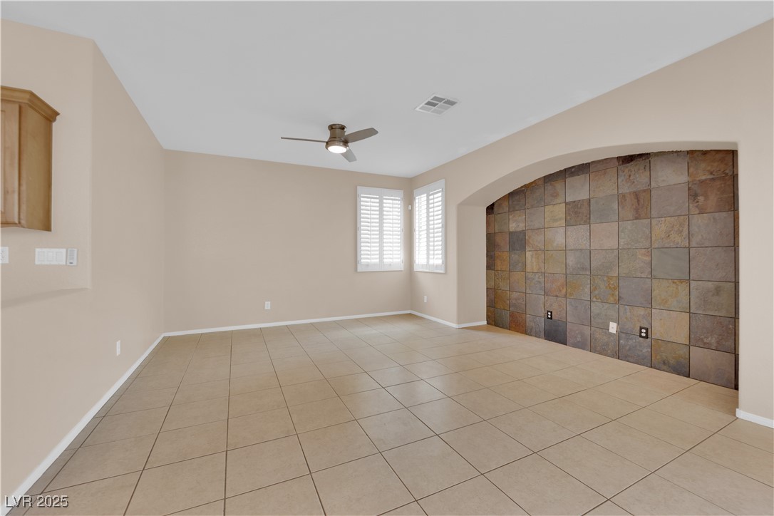 2429 Allegretto Avenue Property Photo 4