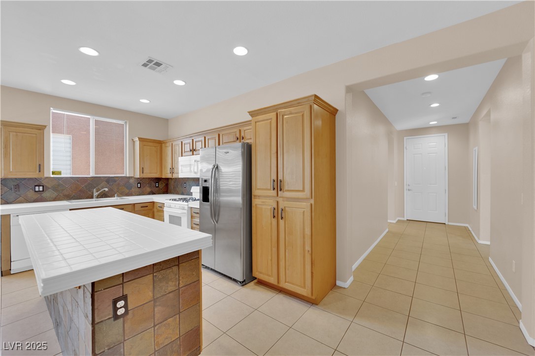 2429 Allegretto Avenue Property Photo 10