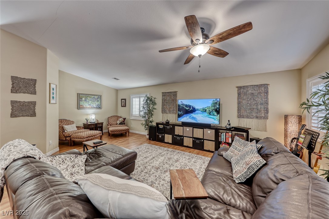 209 Long Shadow Terrace Property Photo 11