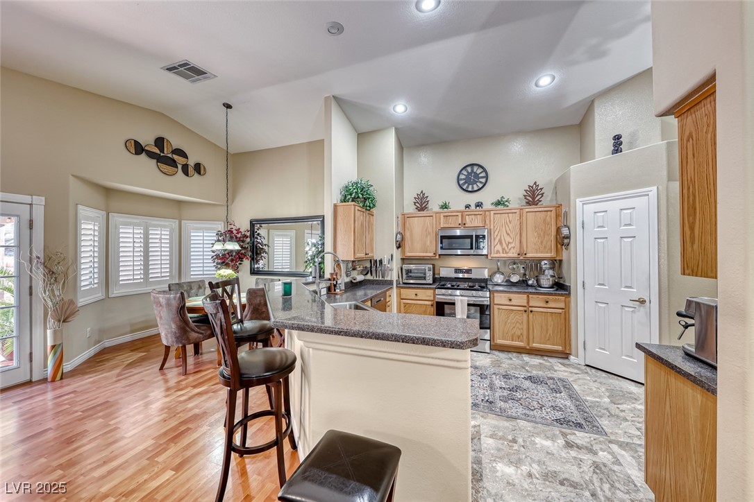 209 Long Shadow Terrace Property Photo 17