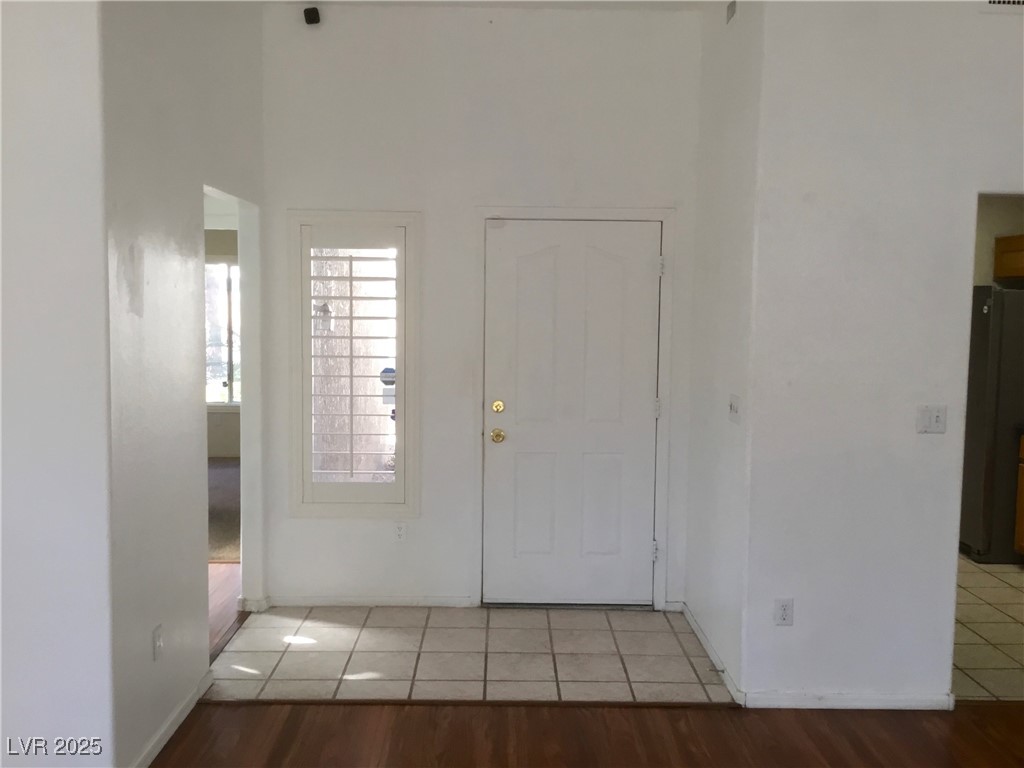 10321 Junction Hill Drive Property Photo 6