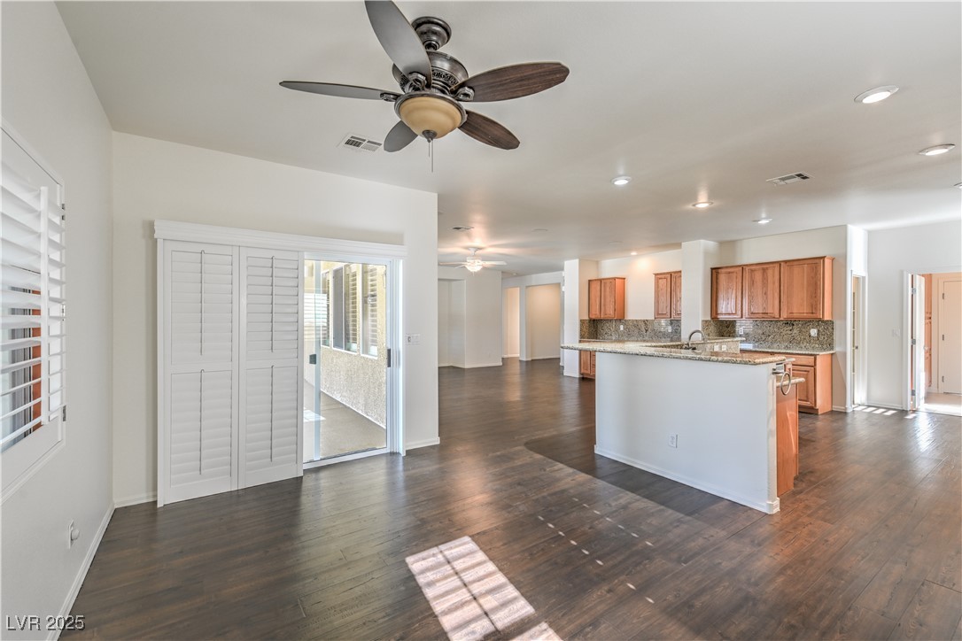 4880 Da Vinci Way Property Photo 12