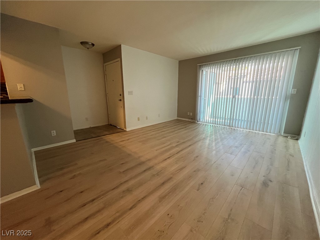 1455 East Katie Avenue C28 Property Photo 3