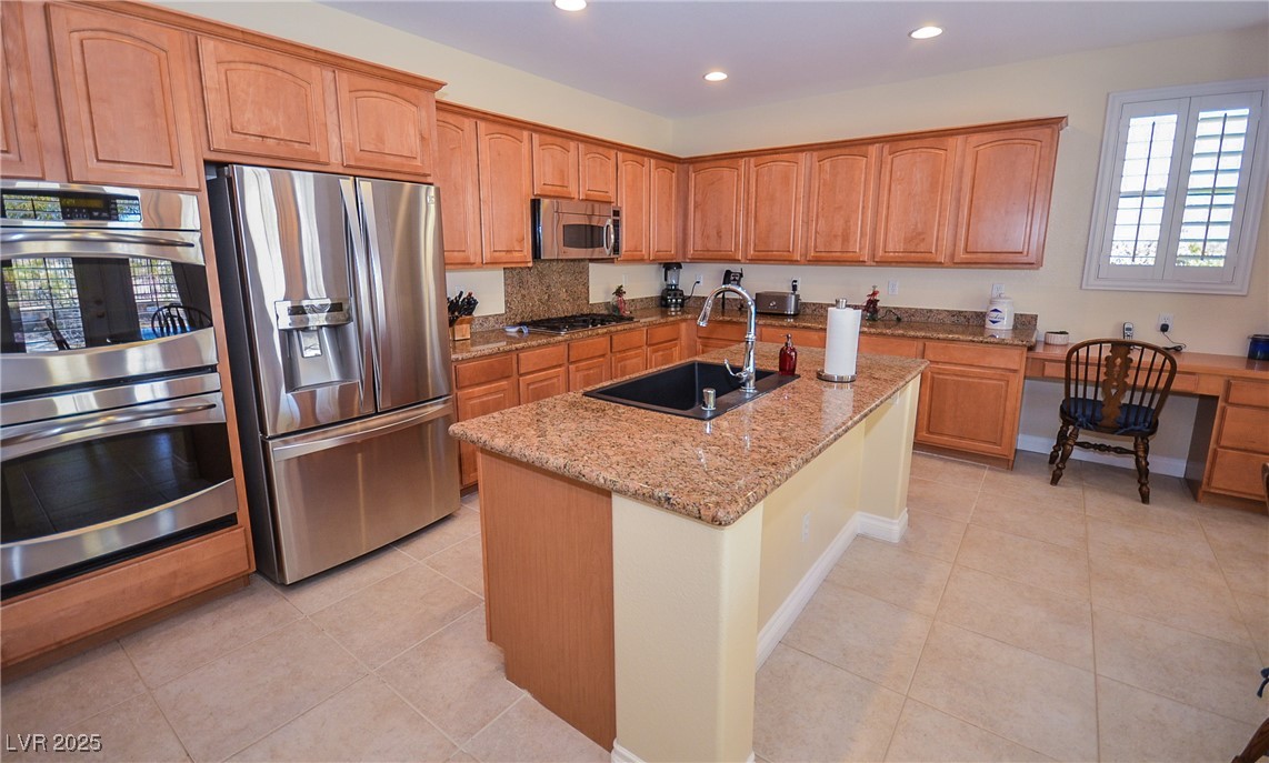 10718 Del Rudini Street Property Photo 8