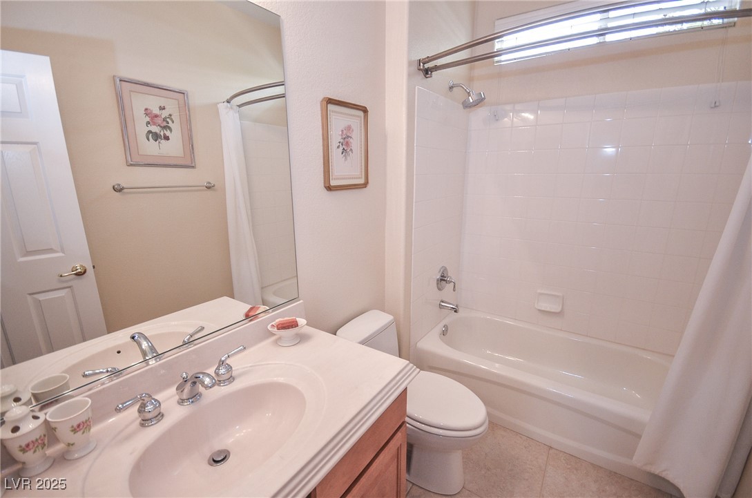 10718 Del Rudini Street Property Photo 23