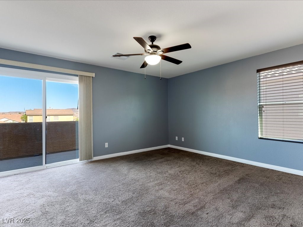 1012 Water Cove Street Property Photo 14