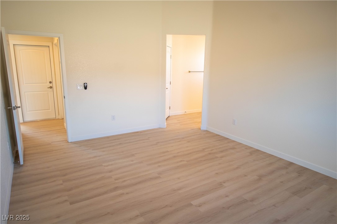 5841 Genoa Avenue Property Photo 11