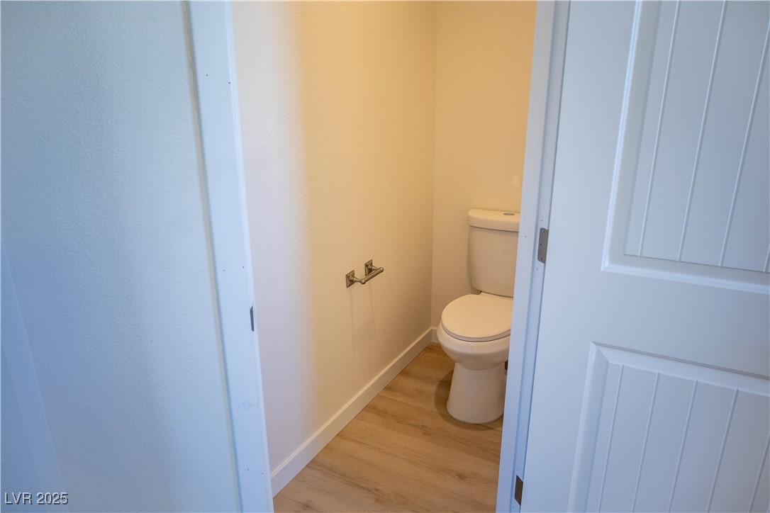 5841 Genoa Avenue Property Photo 13