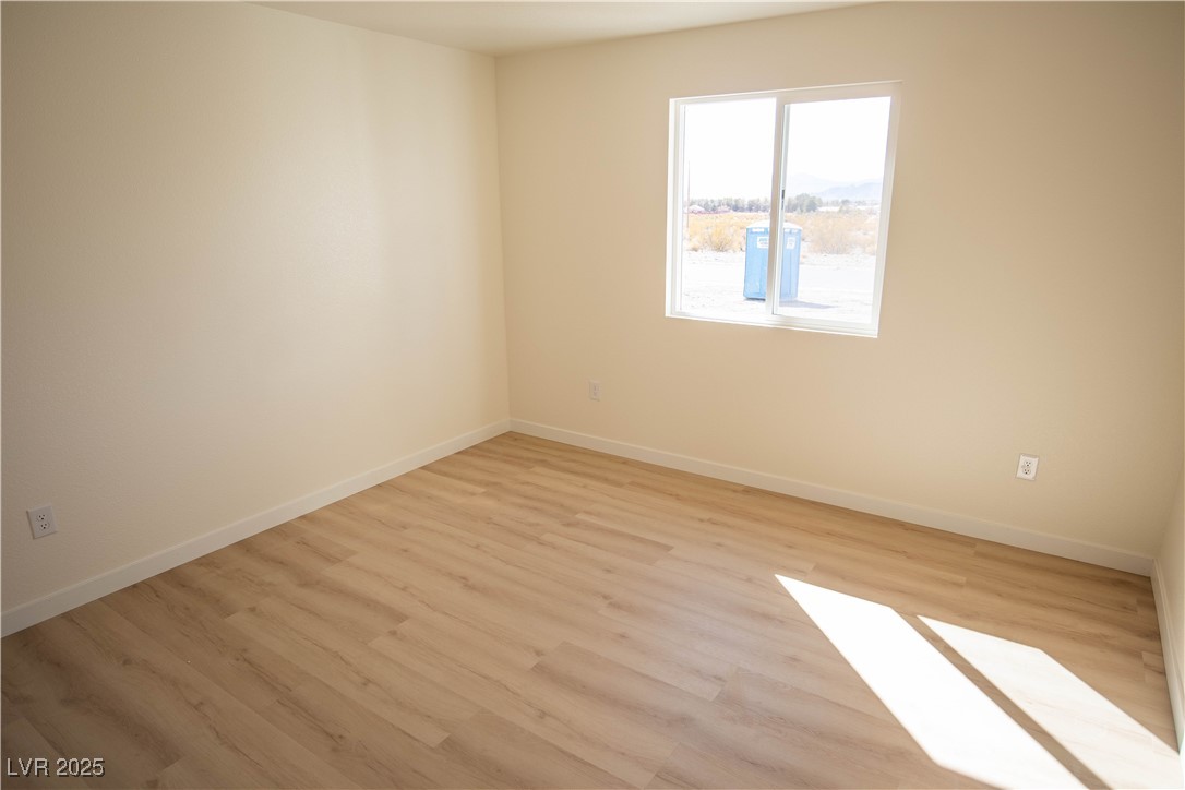 5841 Genoa Avenue Property Photo 16