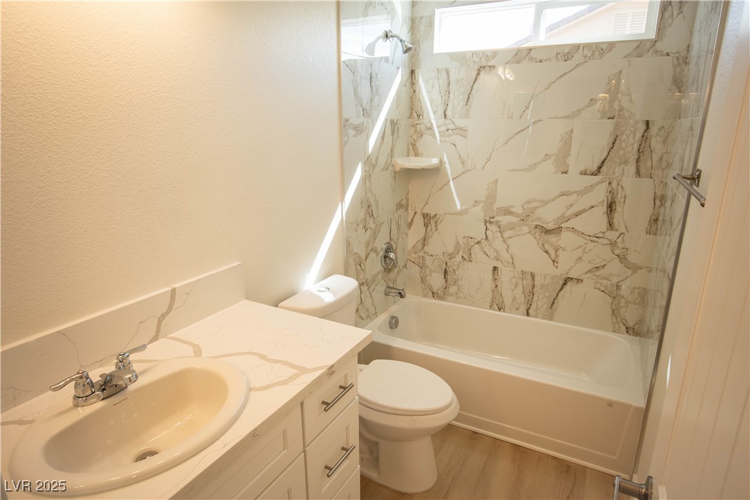 5841 Genoa Avenue Property Photo 18