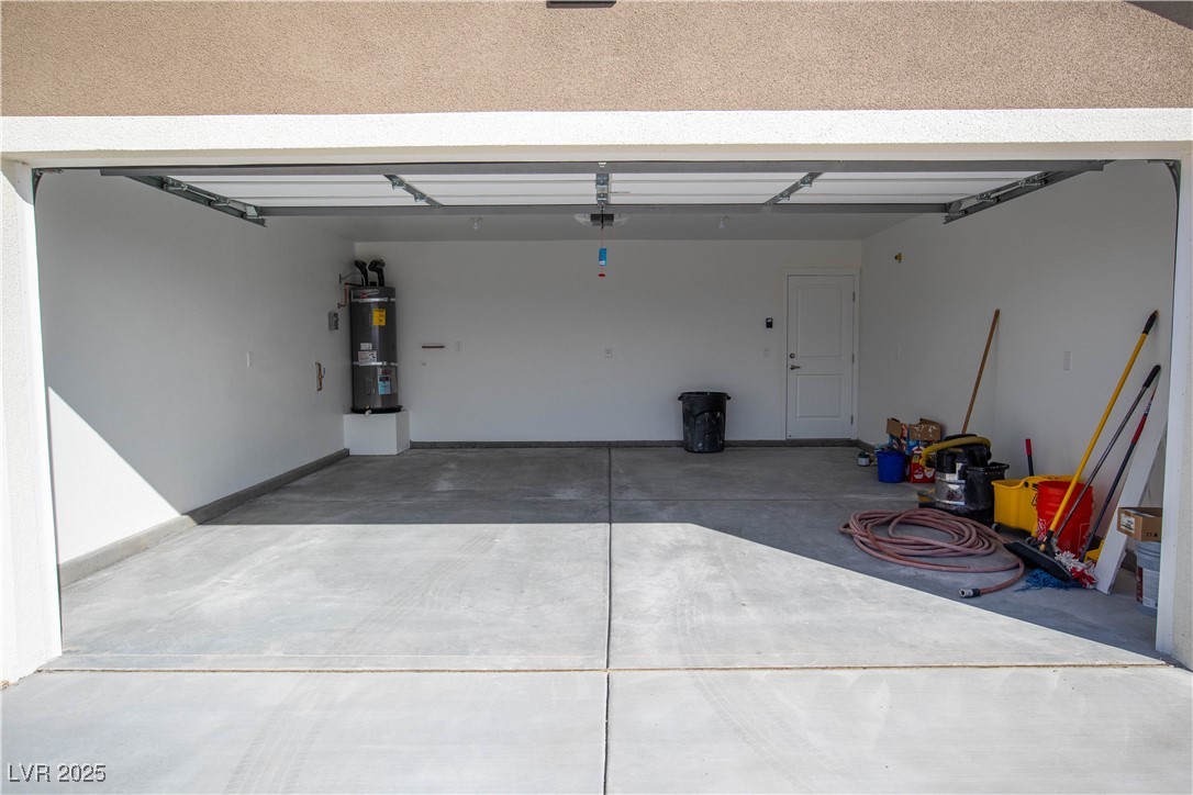 5841 Genoa Avenue Property Photo 23