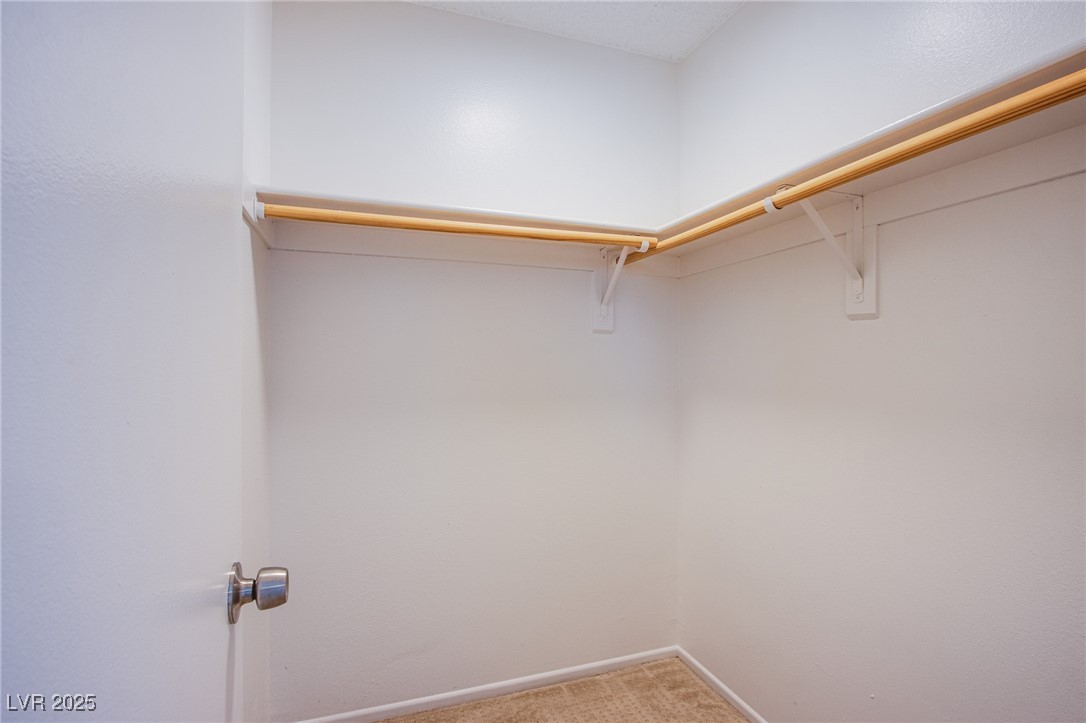 881 Stonehenge Street Property Photo 32