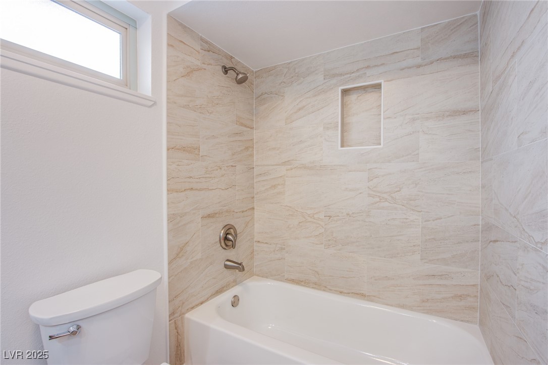 881 Stonehenge Street Property Photo 36
