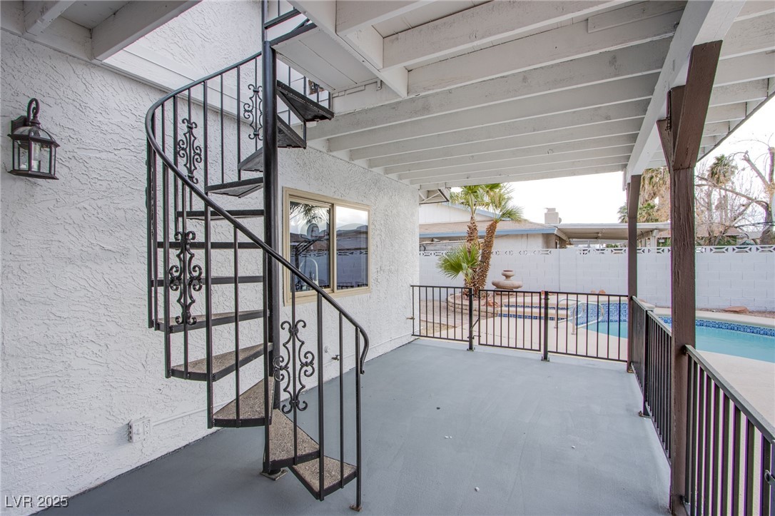 881 Stonehenge Street Property Photo 37