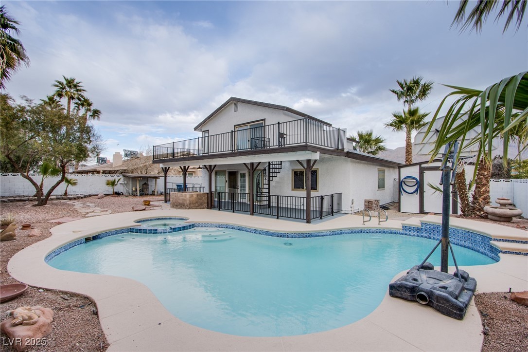 881 Stonehenge Street Property Photo 43