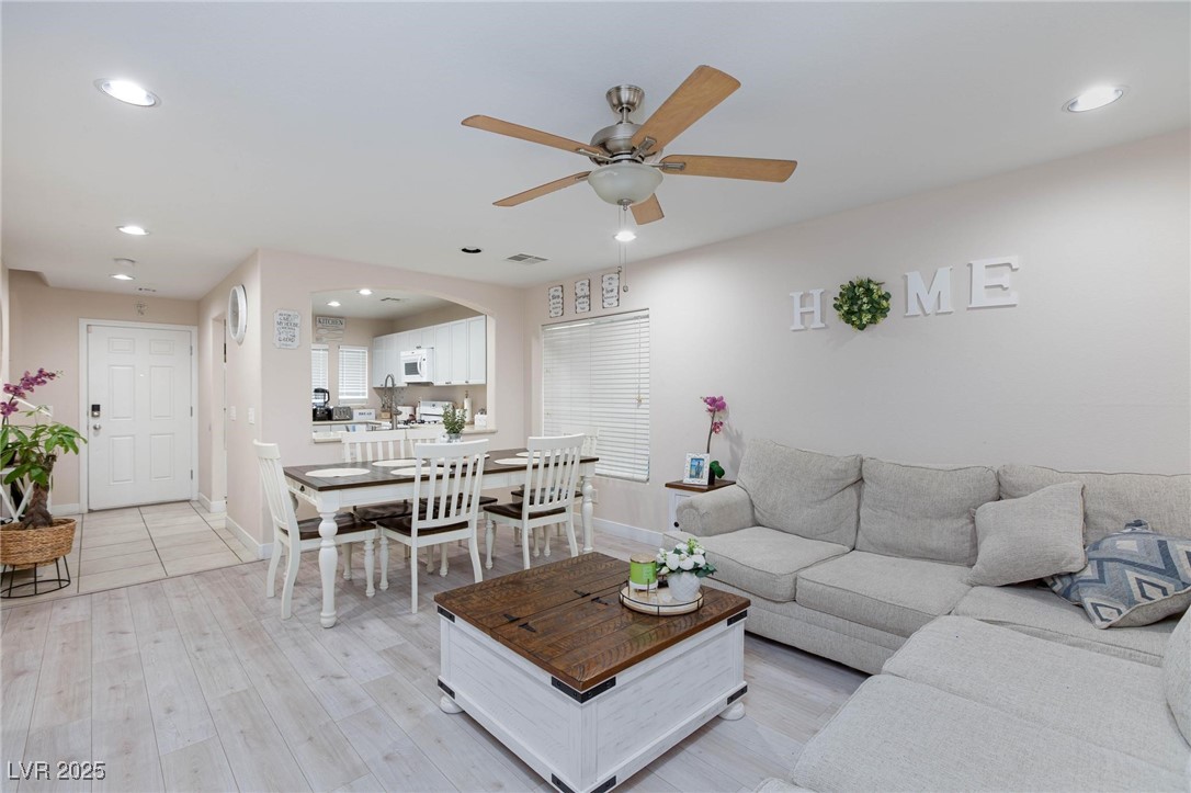 7660 Fabled Filigree Street Property Photo 11