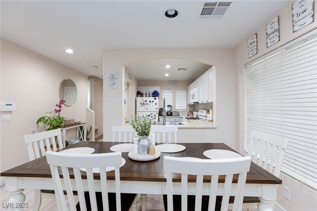 7660 Fabled Filigree Street Property Photo 12