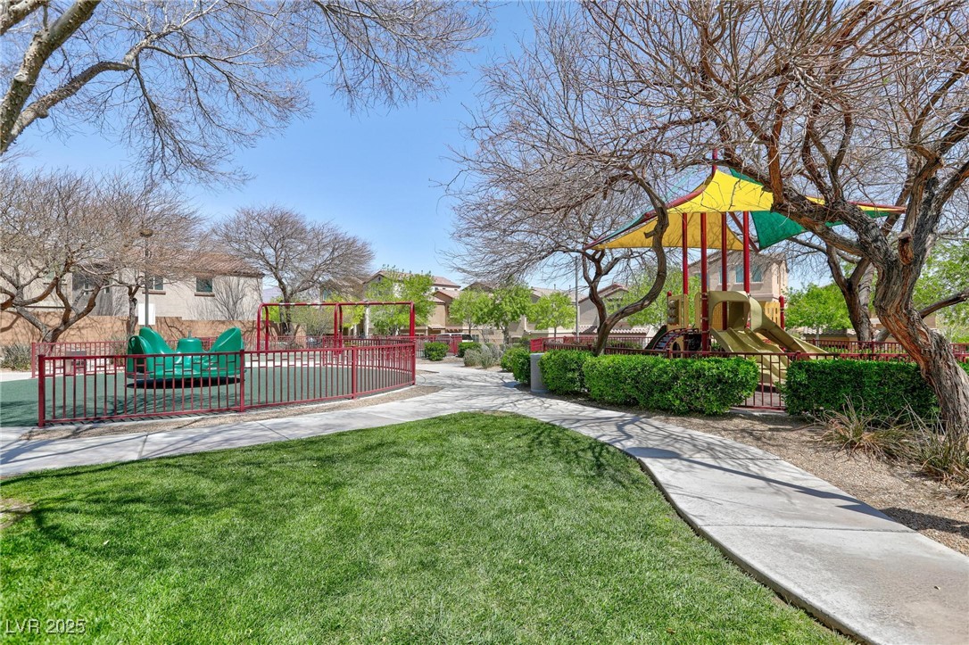 7660 Fabled Filigree Street Property Photo 29