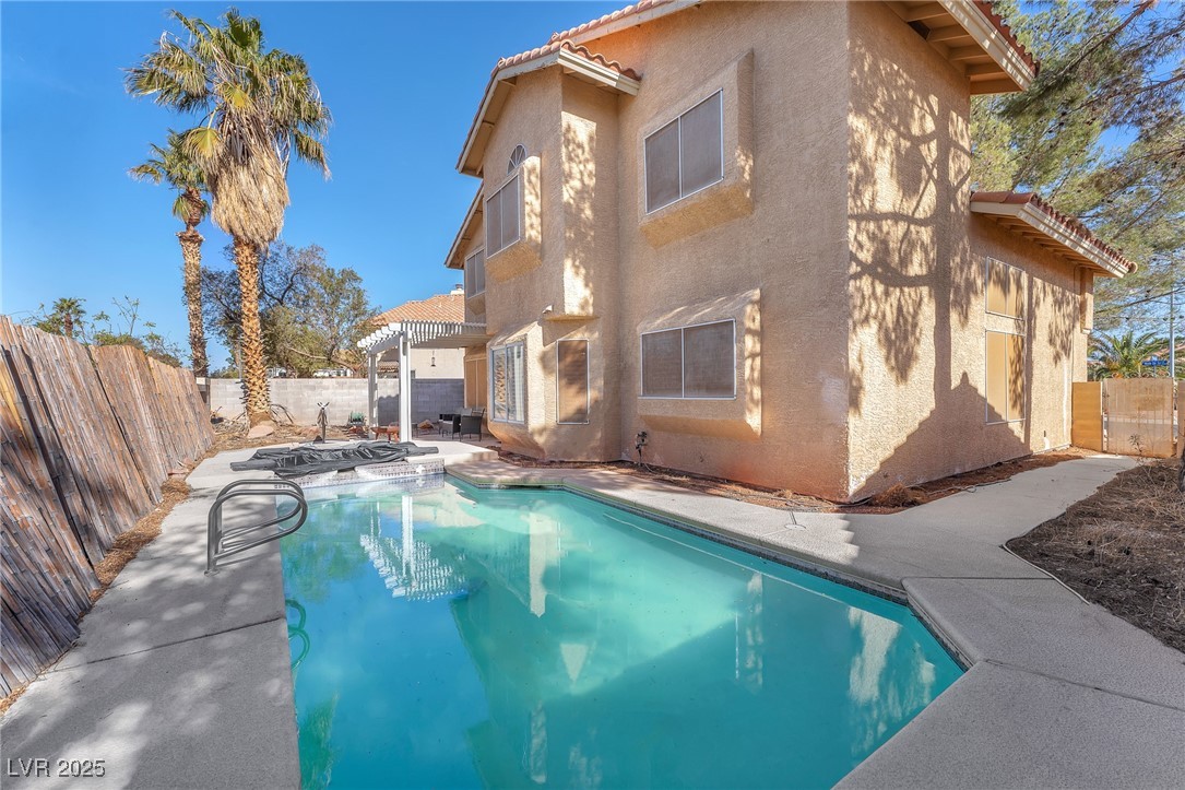 5037 Monte Del Sol Lane Property Photo 3