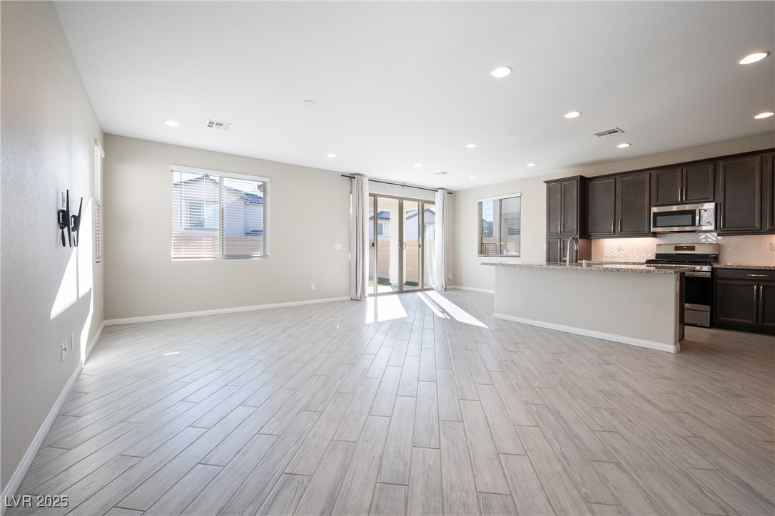 7044 Stockton Dunes Street Property Photo 17