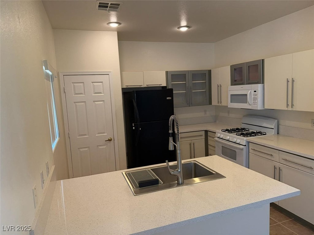 3143 Dusty Moon Avenue Property Photo 4