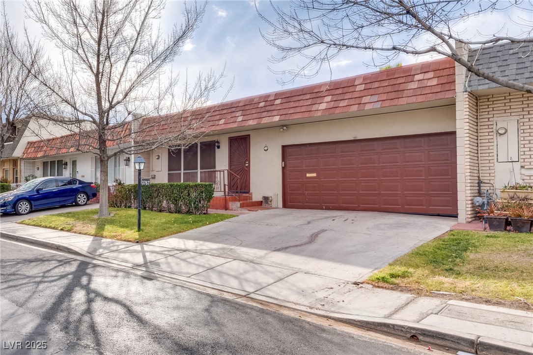 3767 Monument Street Property Photo 2