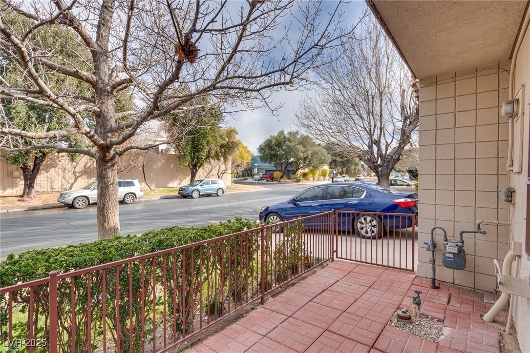 3767 Monument Street Property Photo 5