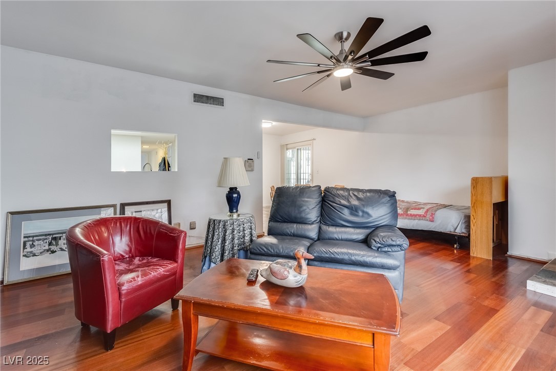 3767 Monument Street Property Photo 8
