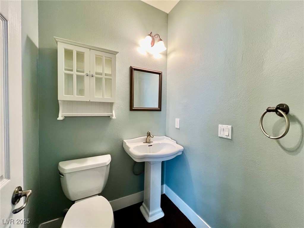 2604 Cliff Lodge Avenue Property Photo 10