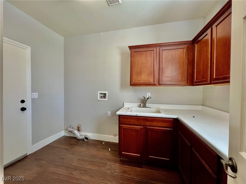 2604 Cliff Lodge Avenue Property Photo 11