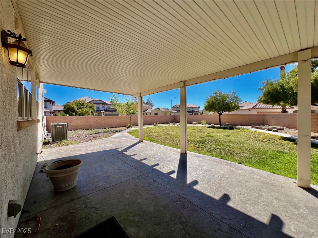 2604 Cliff Lodge Avenue Property Photo 31
