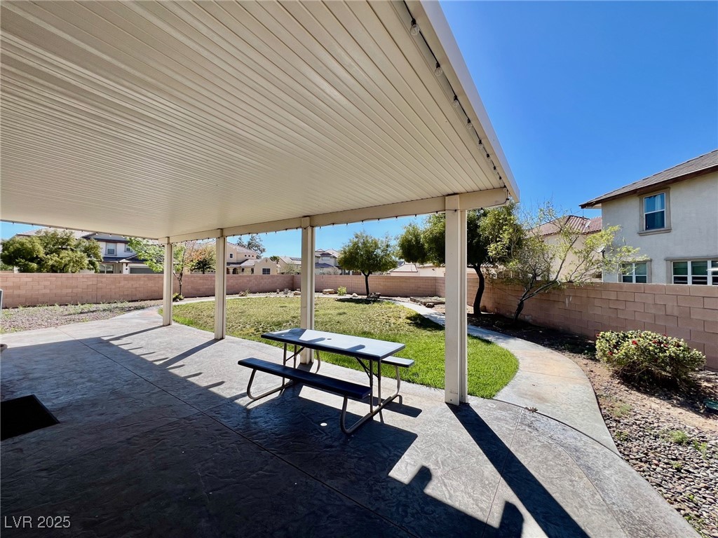 2604 Cliff Lodge Avenue Property Photo 33