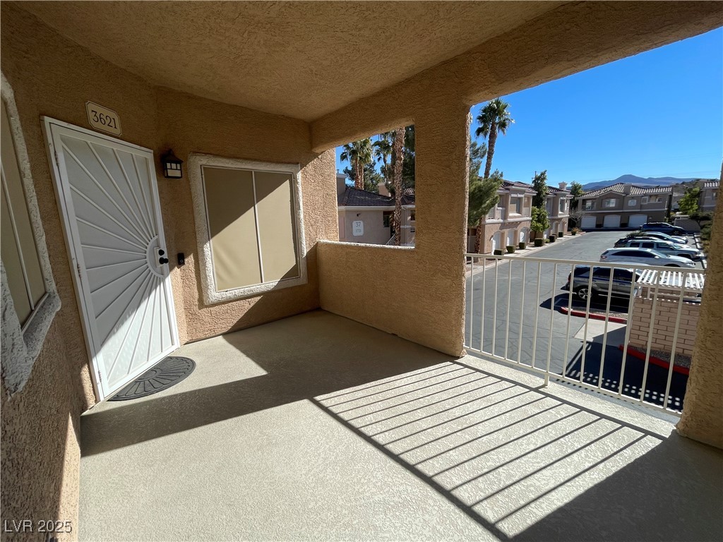 251 South Green Valley Parkway 3621 Property Photo 2
