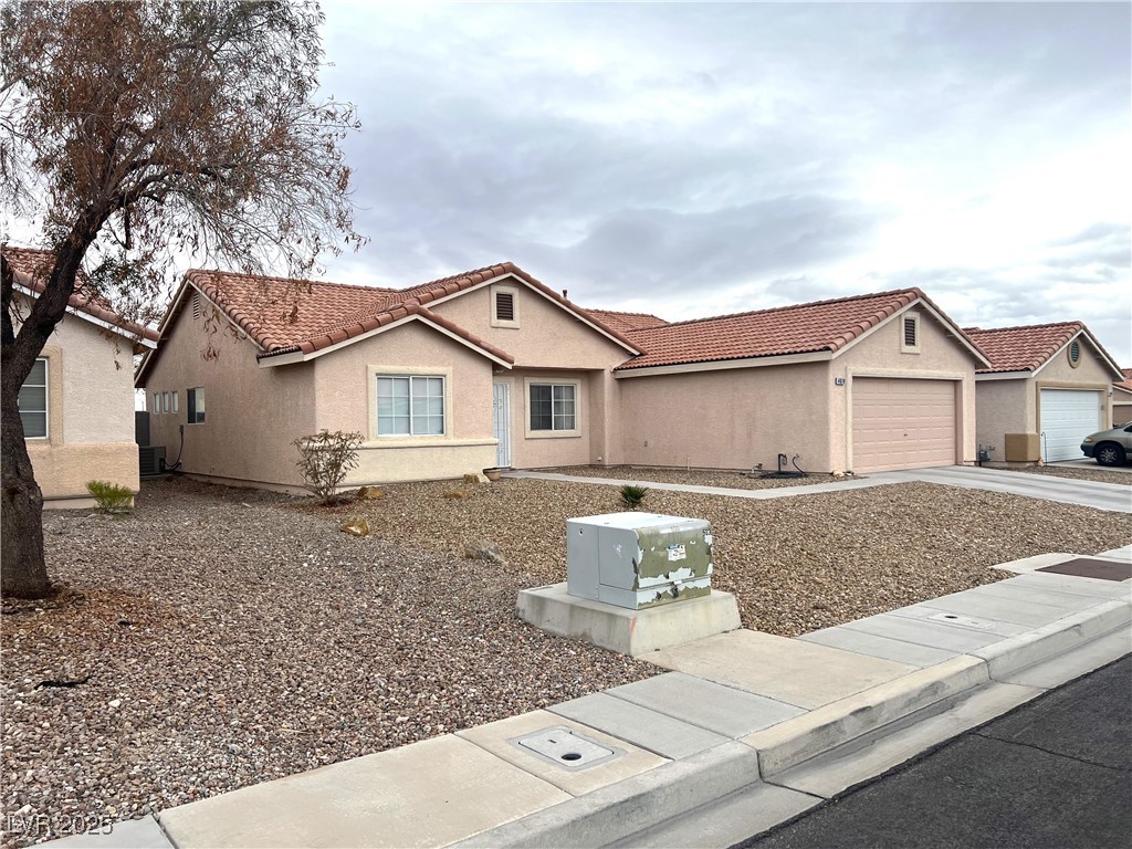 4618 Zia Ridge Street Property Photo 2