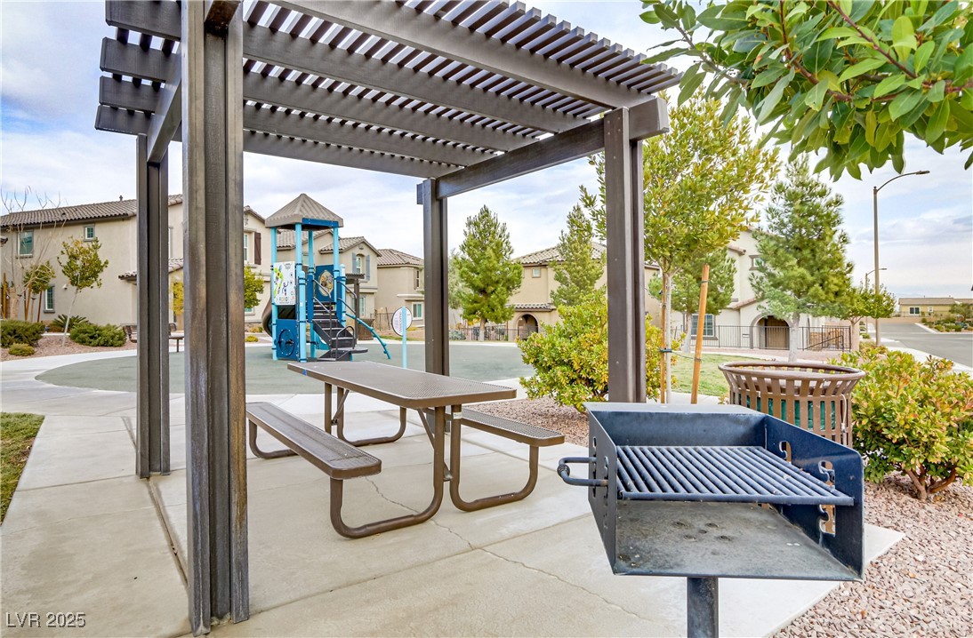 10691 Sariah Skye Avenue Property Photo 61