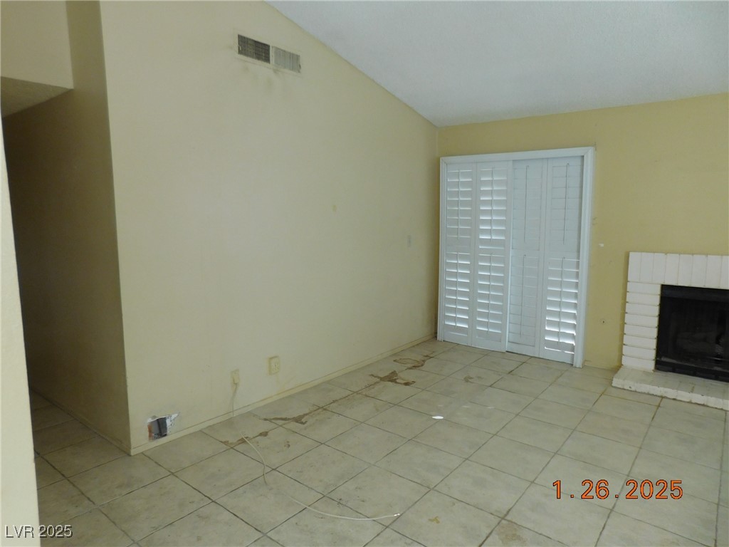 384 Norlina Court Property Photo 10