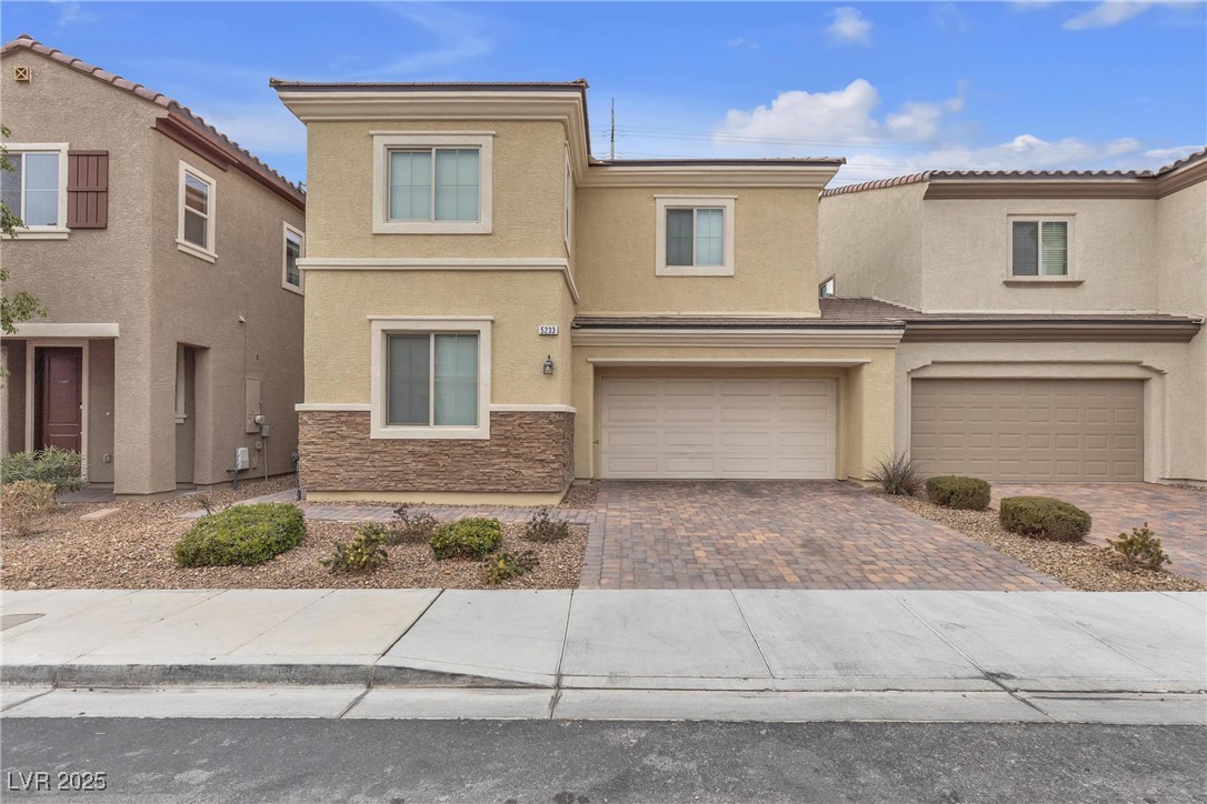 5233 Fiery Sky Ridge Street Property Photo 2
