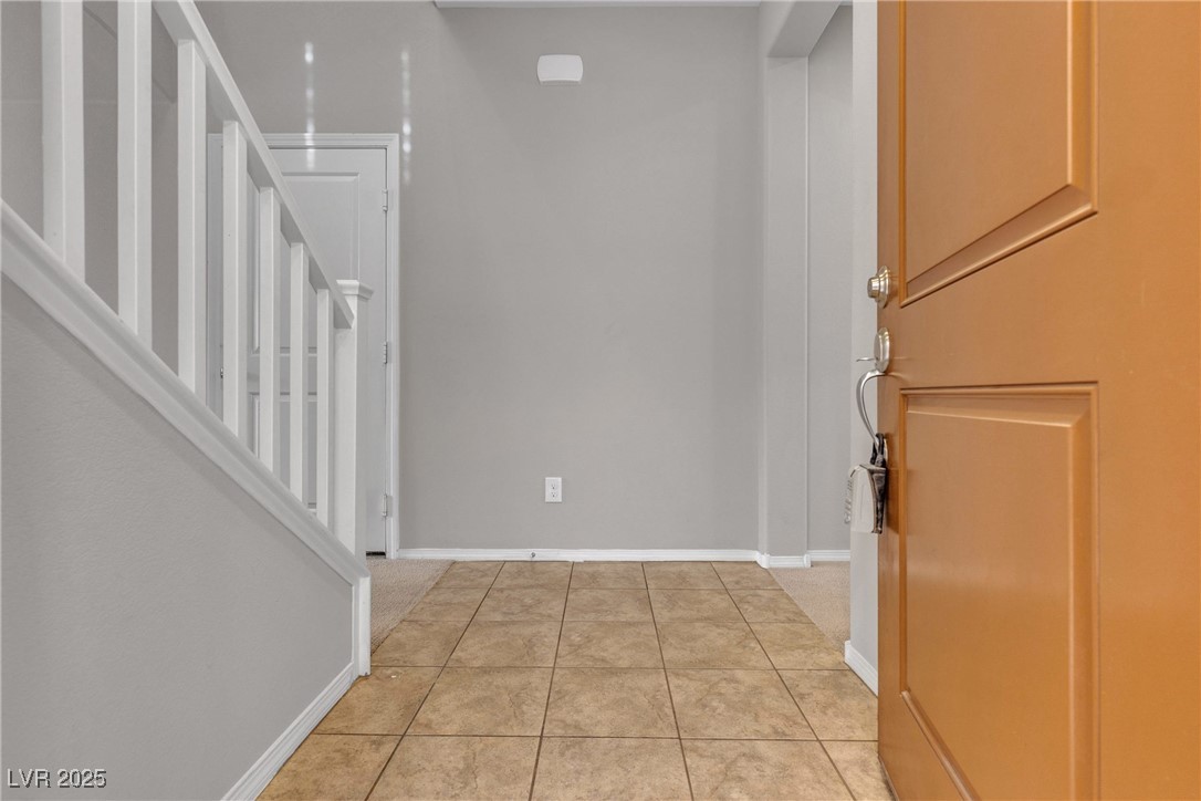 5233 Fiery Sky Ridge Street Property Photo 6