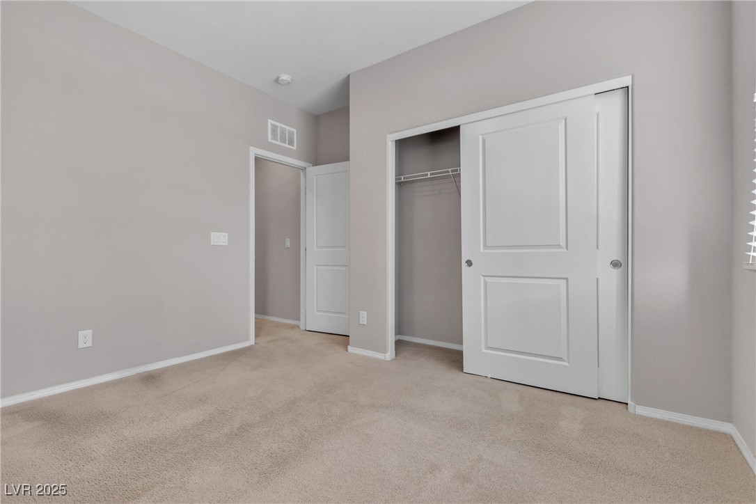 5233 Fiery Sky Ridge Street Property Photo 11