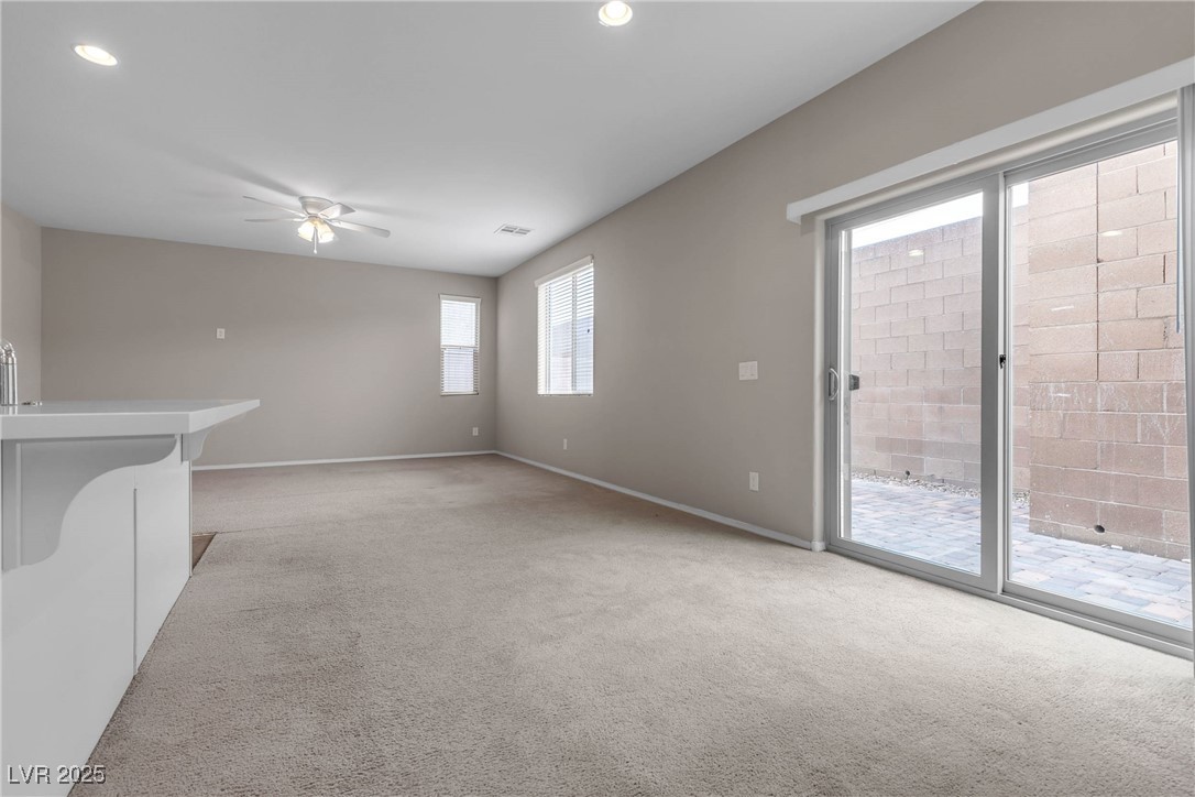 5233 Fiery Sky Ridge Street Property Photo 18