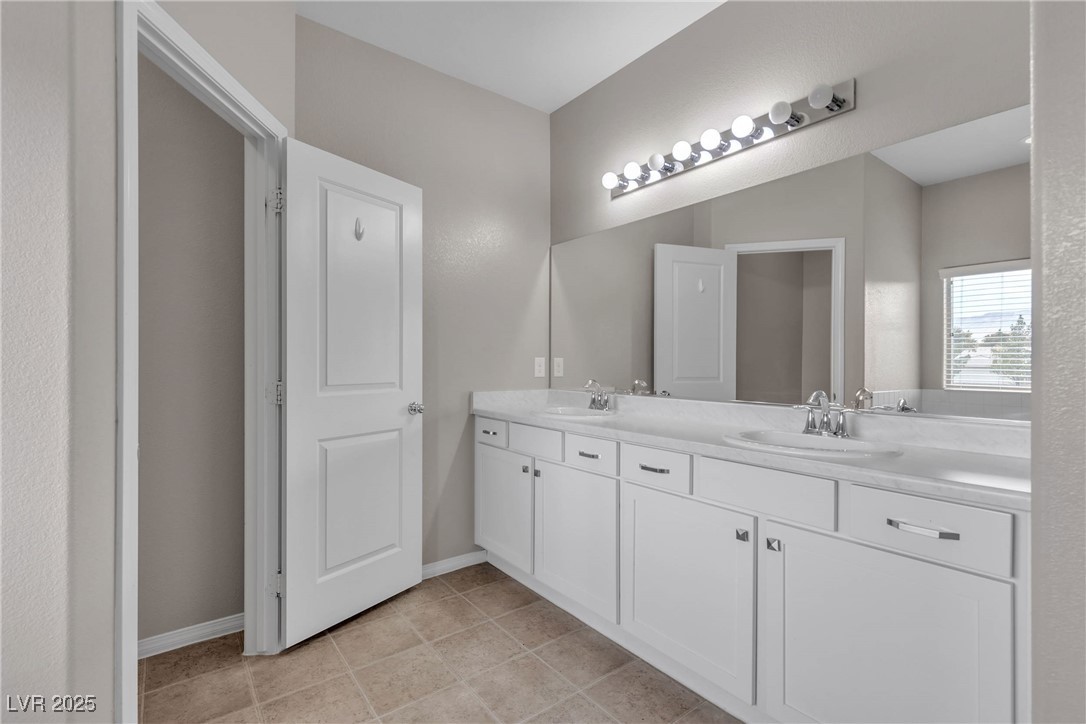 5233 Fiery Sky Ridge Street Property Photo 42