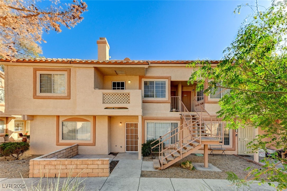 1600 North Torrey Pines Drive 202 Property Photo