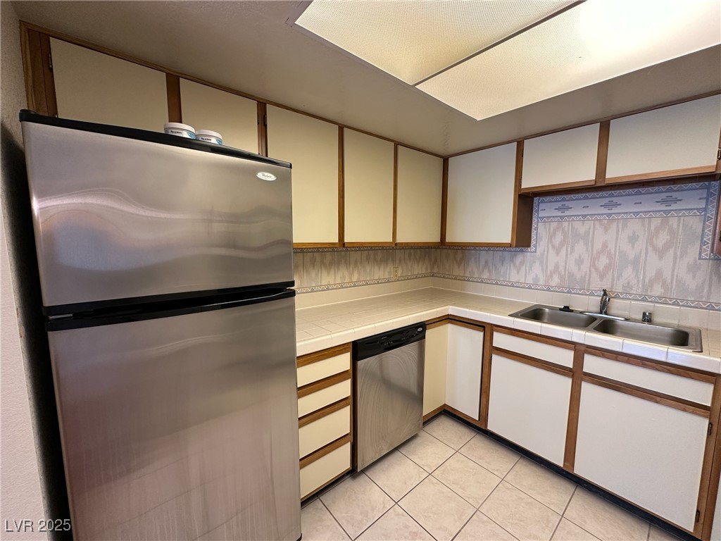 1944 Las Palmas Lane 175 Property Photo 21