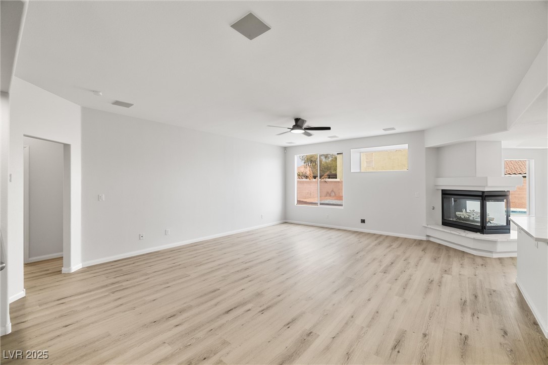 6442 Bright Nimbus Avenue Property Photo 13