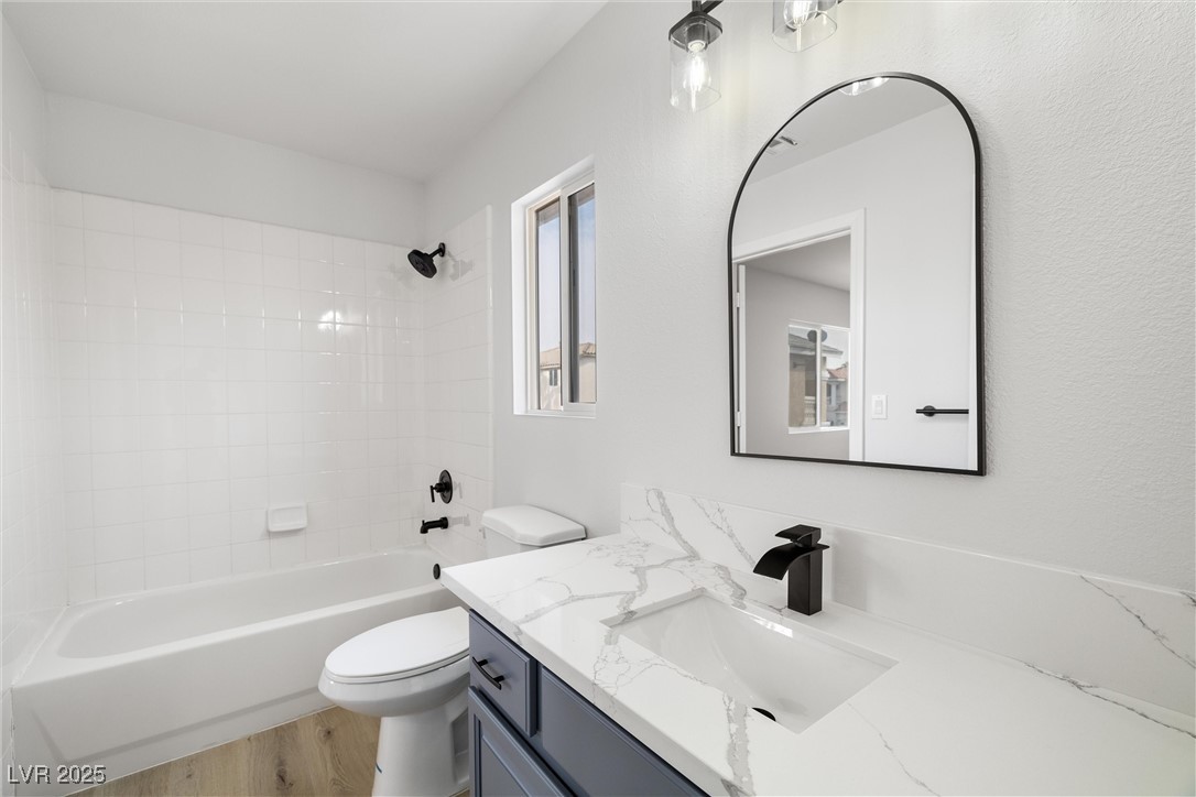 6442 Bright Nimbus Avenue Property Photo 44