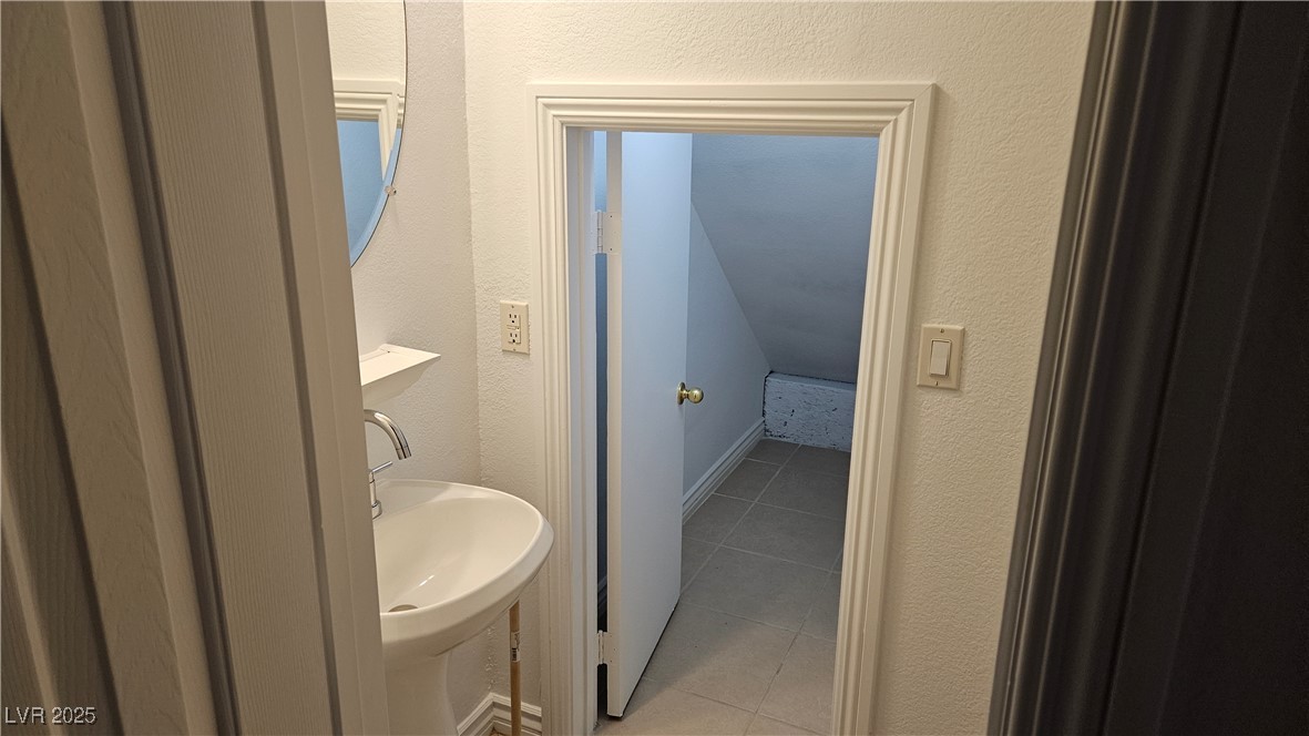 10337 Adams Chase Street Property Photo 27