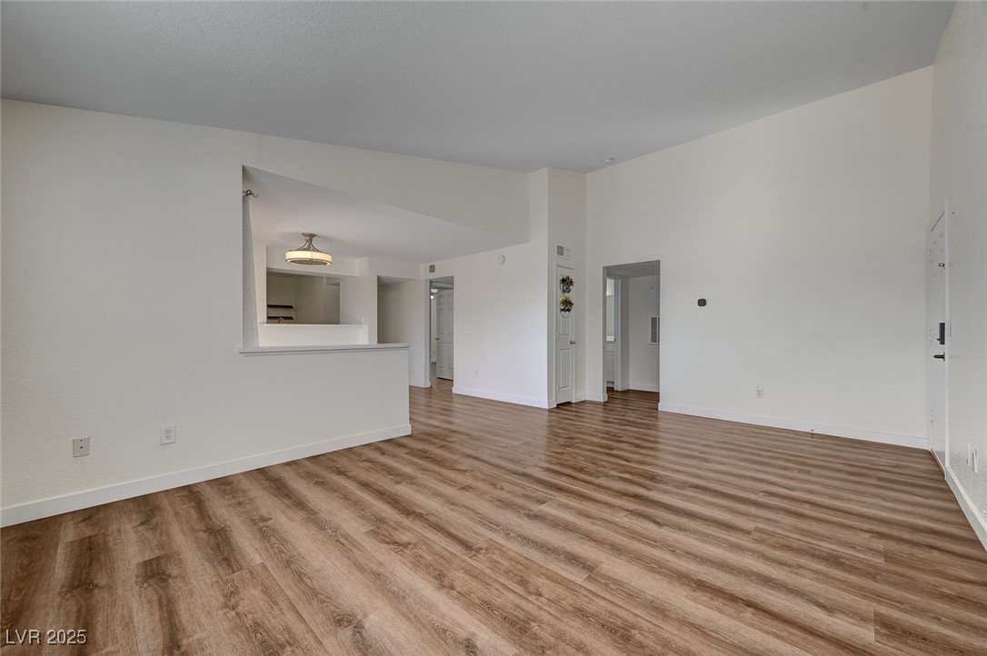 8101 West Flamingo Road 2037 Property Photo 7