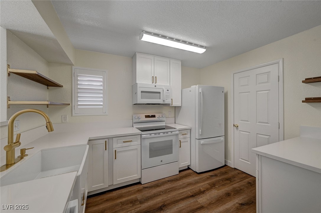 8101 West Flamingo Road 2037 Property Photo 15