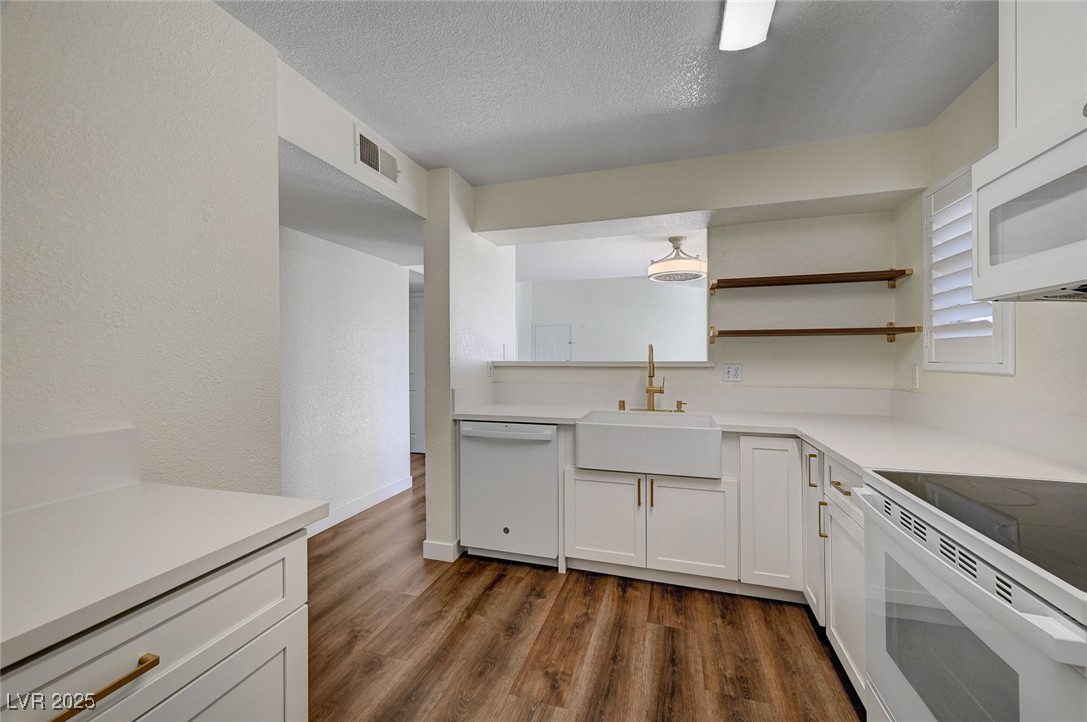 8101 West Flamingo Road 2037 Property Photo 17