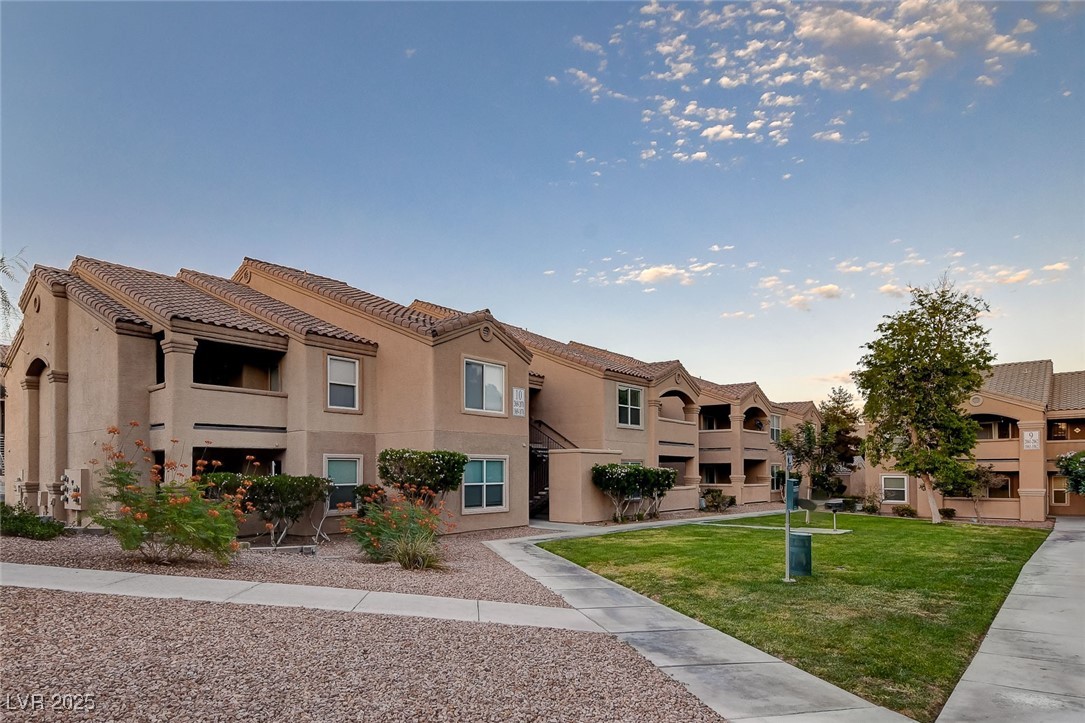 8101 West Flamingo Road 2037 Property Photo 49